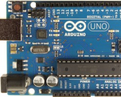 Arduino pročitaj digitalni port i ispiši ga na serijski port