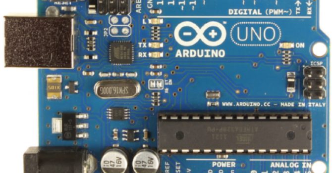 Arduino pročitaj digitalni port i ispiši ga na serijski port